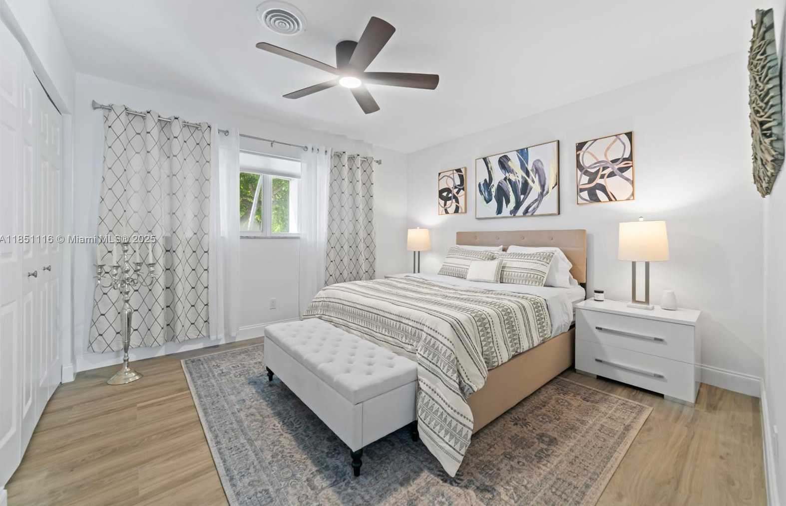 Small Image of 930 NORTH EAST 182ND TER, North Miami Beach Number 29