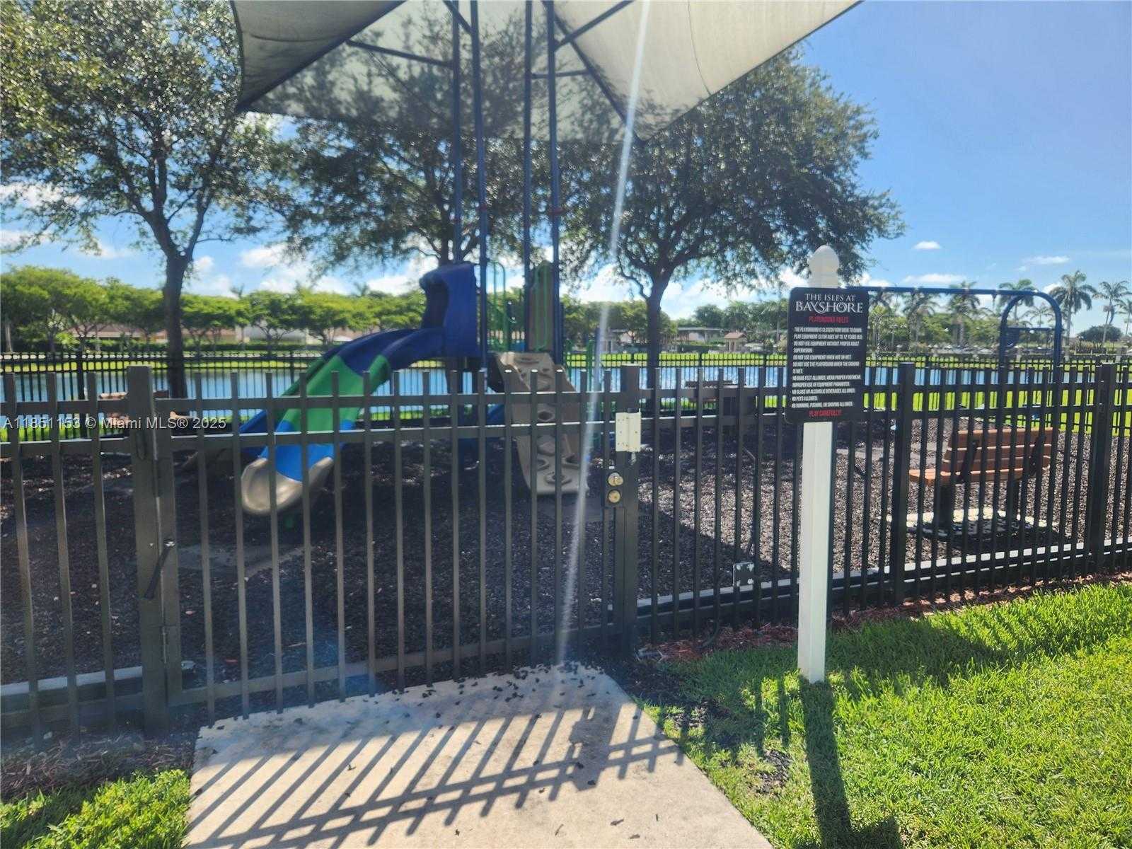Small Image of Cutler Bay Number 31