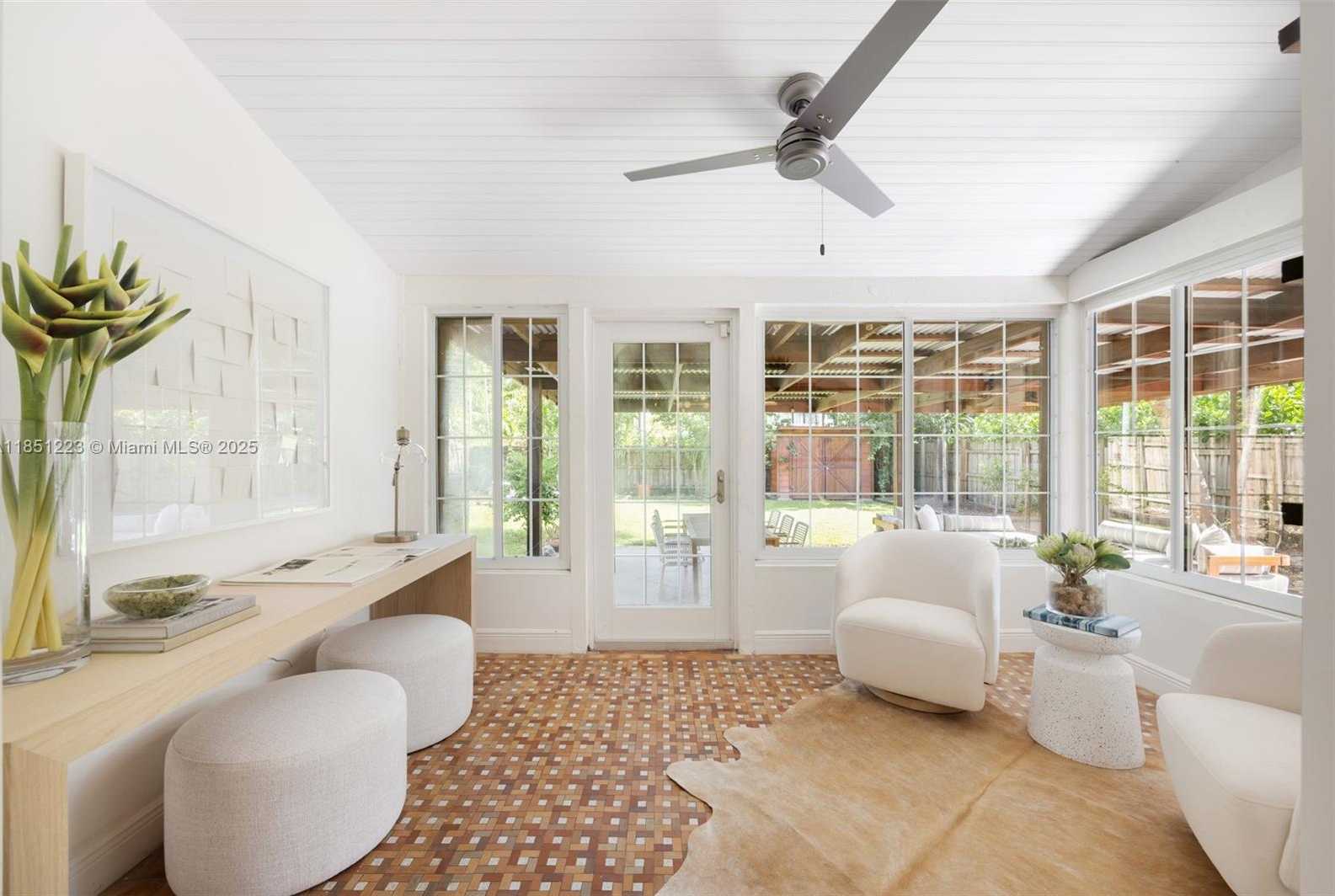 Small Image of 727 NORTH EAST 76TH ST, Miami Number 14