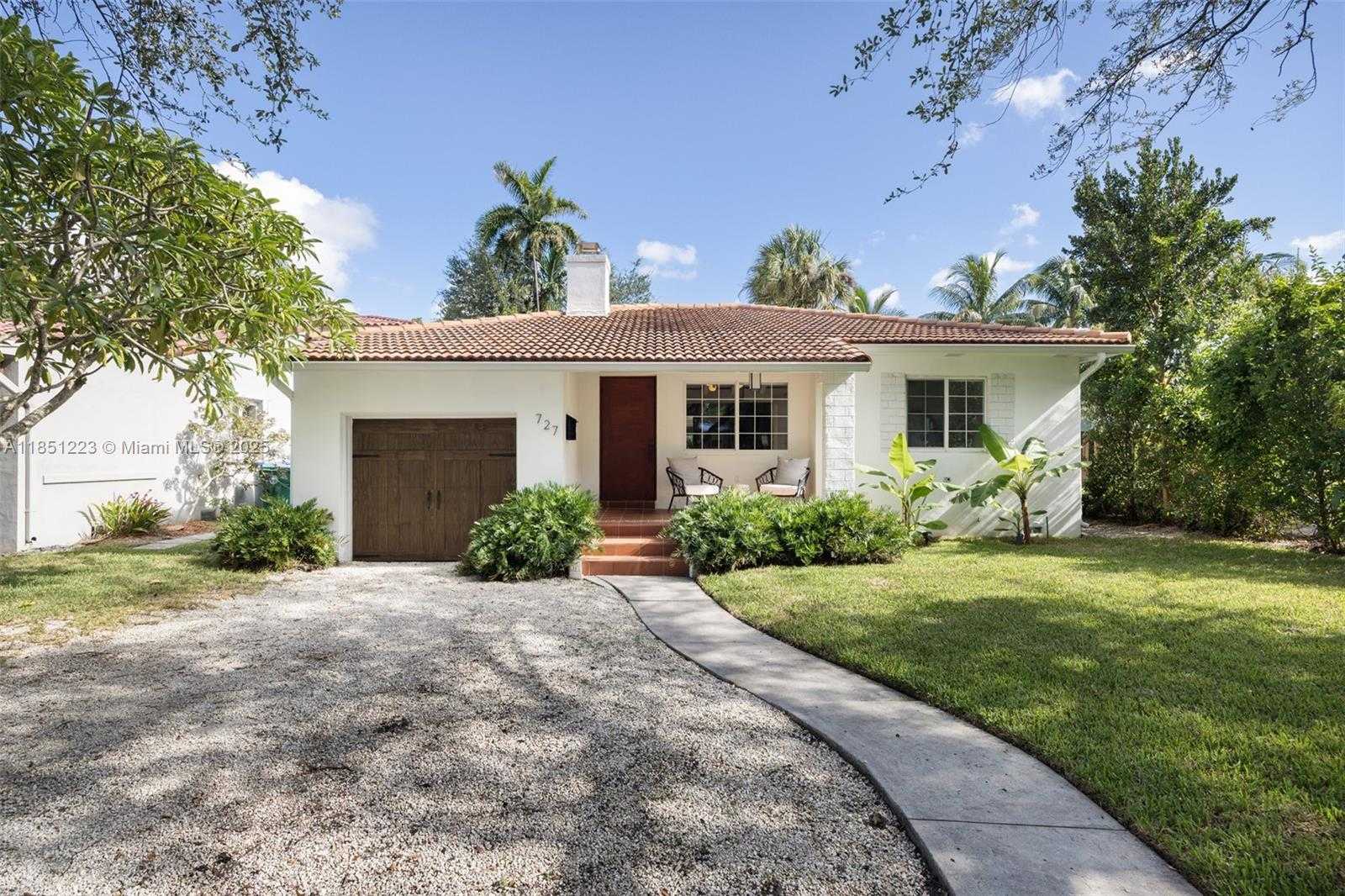 Small Image of 727 NORTH EAST 76TH ST, Miami Number 27