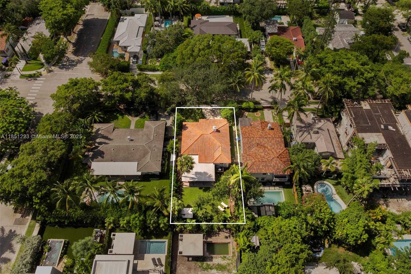 Small Image of 727 NORTH EAST 76TH ST, Miami Number 30