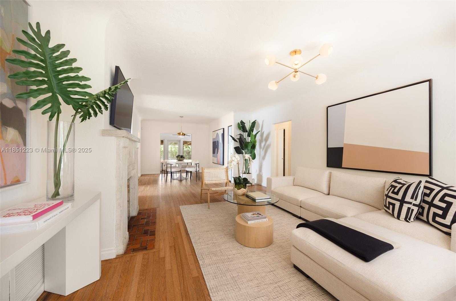Small Image of 727 NORTH EAST 76TH ST, Miami Number 4