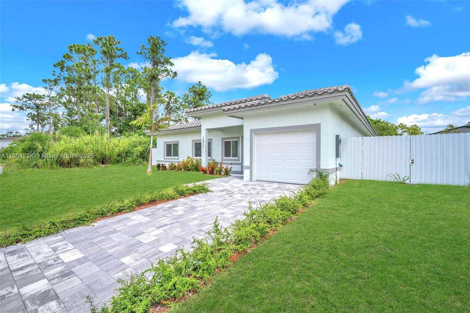 Small Image of 12911 SOUTH WEST 266TH TER, Homestead Number 3