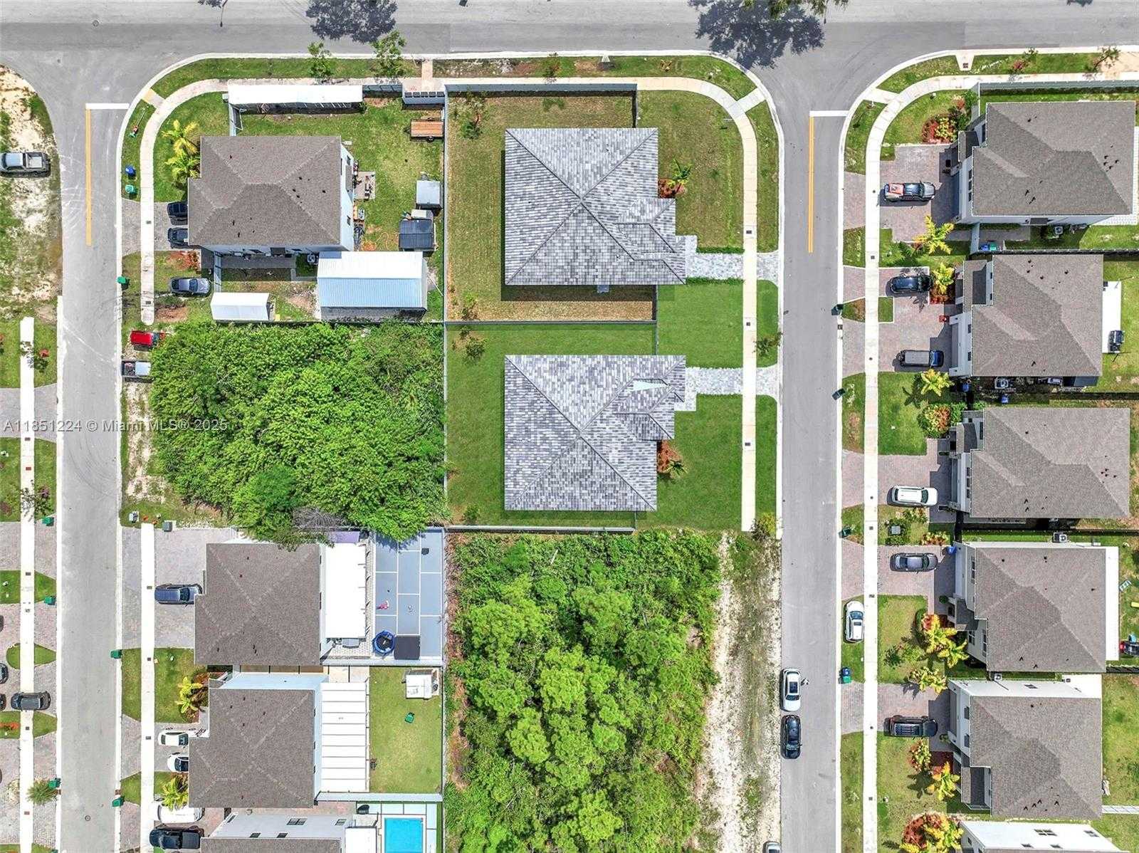 Small Image of 12911 SOUTH WEST 266TH TER, Homestead Number 31