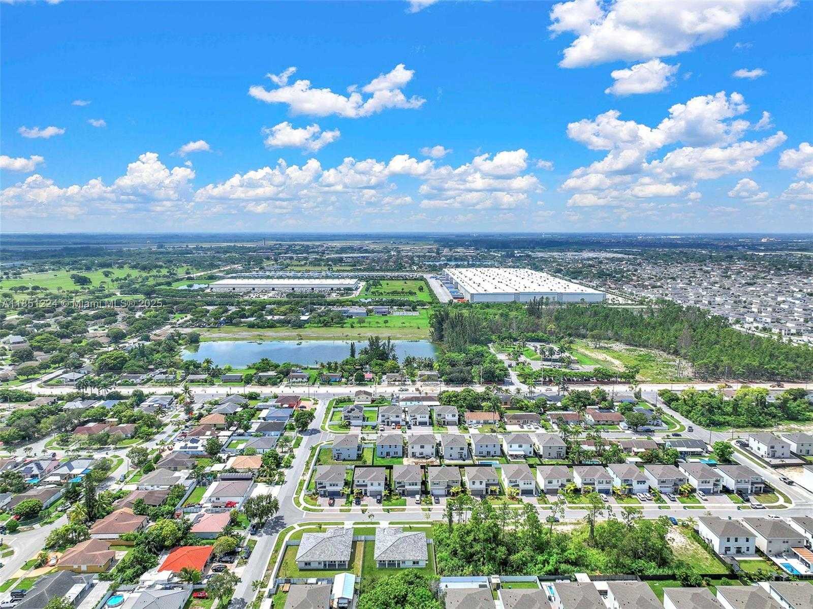 Small Image of 12911 SOUTH WEST 266TH TER, Homestead Number 35
