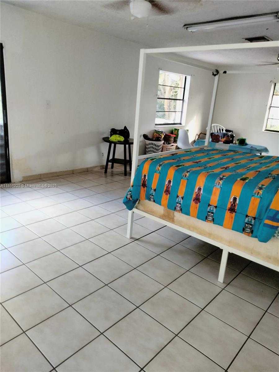 Small Image of 14902 SOUTH WEST 65TH TER, Miami Number 16