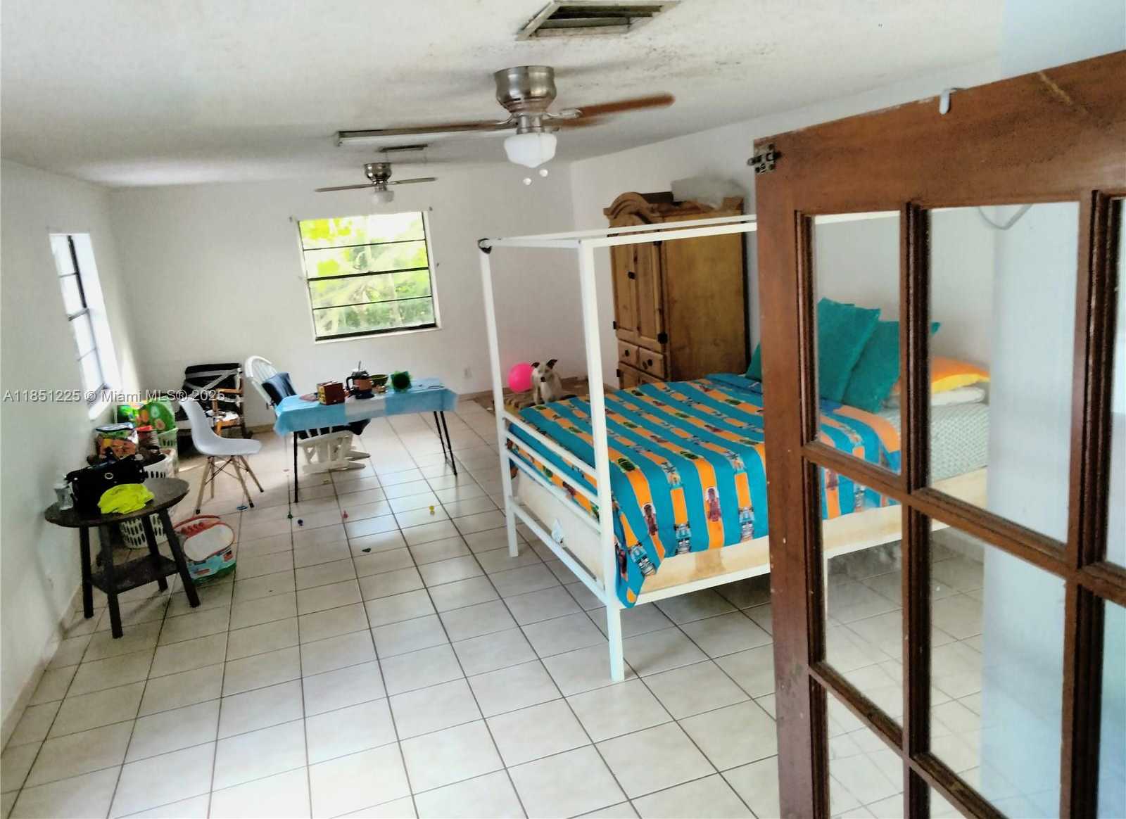 Small Image of 14902 SOUTH WEST 65TH TER, Miami Number 26
