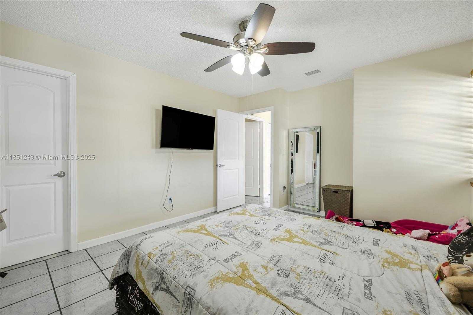 Small Image of 25425 SOUTH WEST 128TH AVE, Homestead Number 19