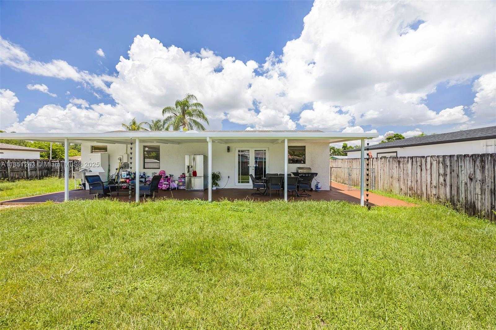Small Image of 25425 SOUTH WEST 128TH AVE, Homestead Number 23