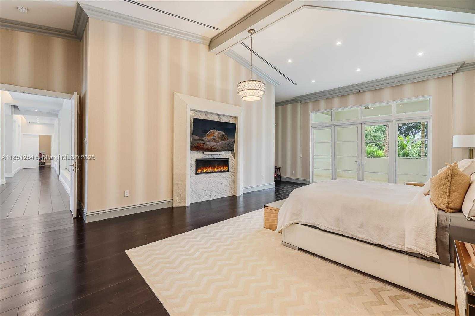 Small Image of 13580 SOUTH WEST 67TH AVE, Pinecrest Number 21