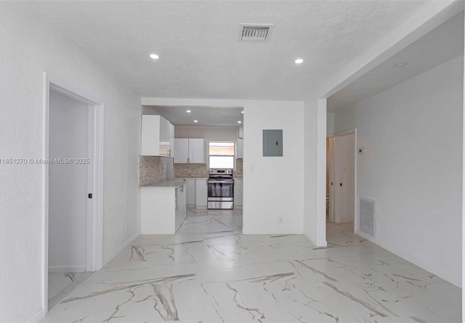 Small Image of 988 NORTH WEST 10TH ST, Hallandale Beach Number 10