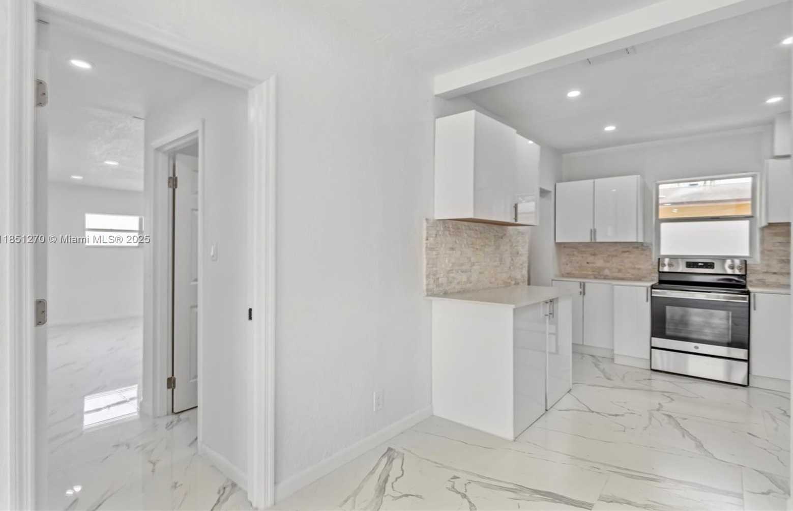 Small Image of 988 NORTH WEST 10TH ST, Hallandale Beach Number 12