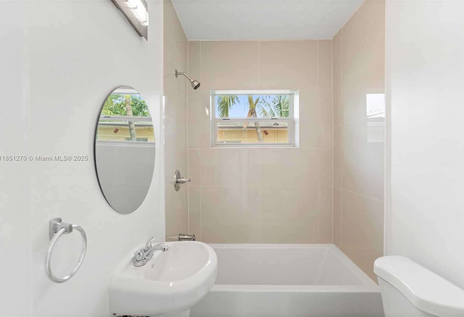 Small Image of 988 NORTH WEST 10TH ST, Hallandale Beach Number 31