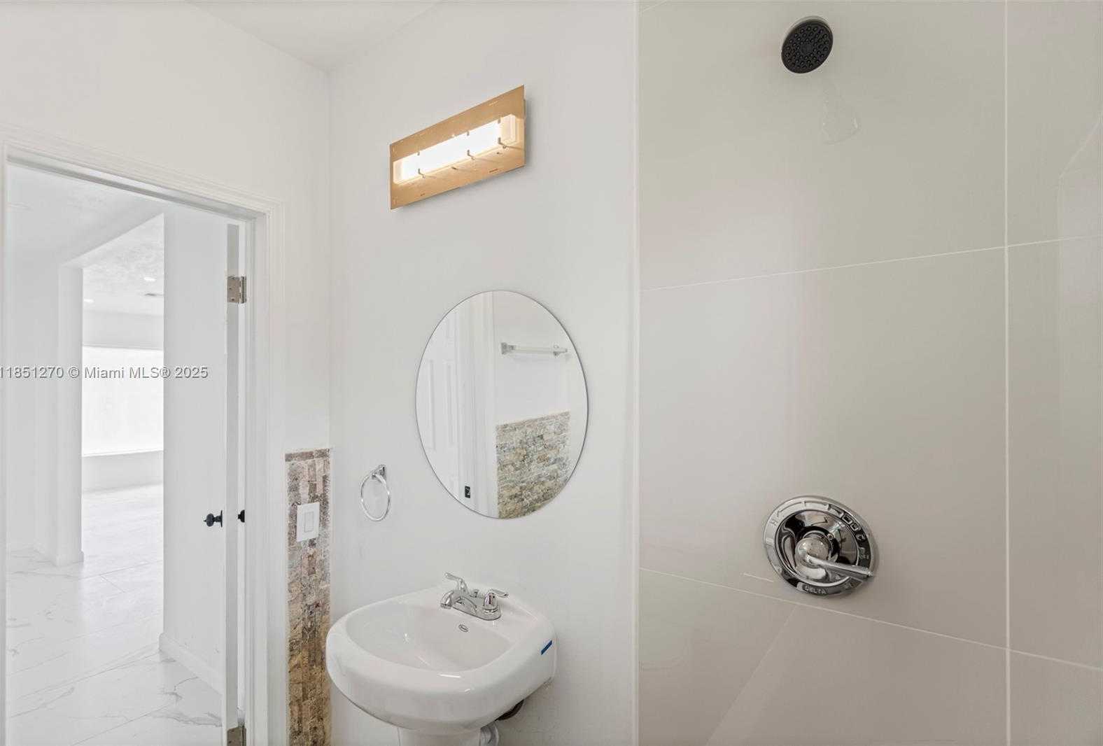 Small Image of 988 NORTH WEST 10TH ST, Hallandale Beach Number 32