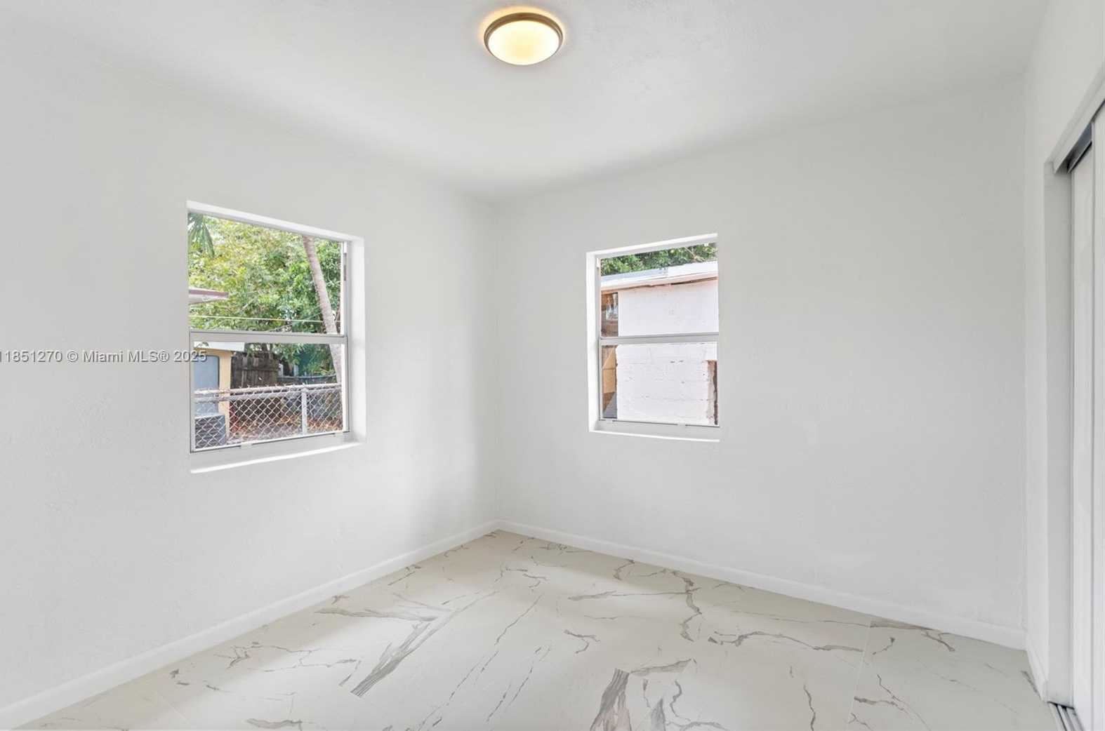 Small Image of 988 NORTH WEST 10TH ST, Hallandale Beach Number 34