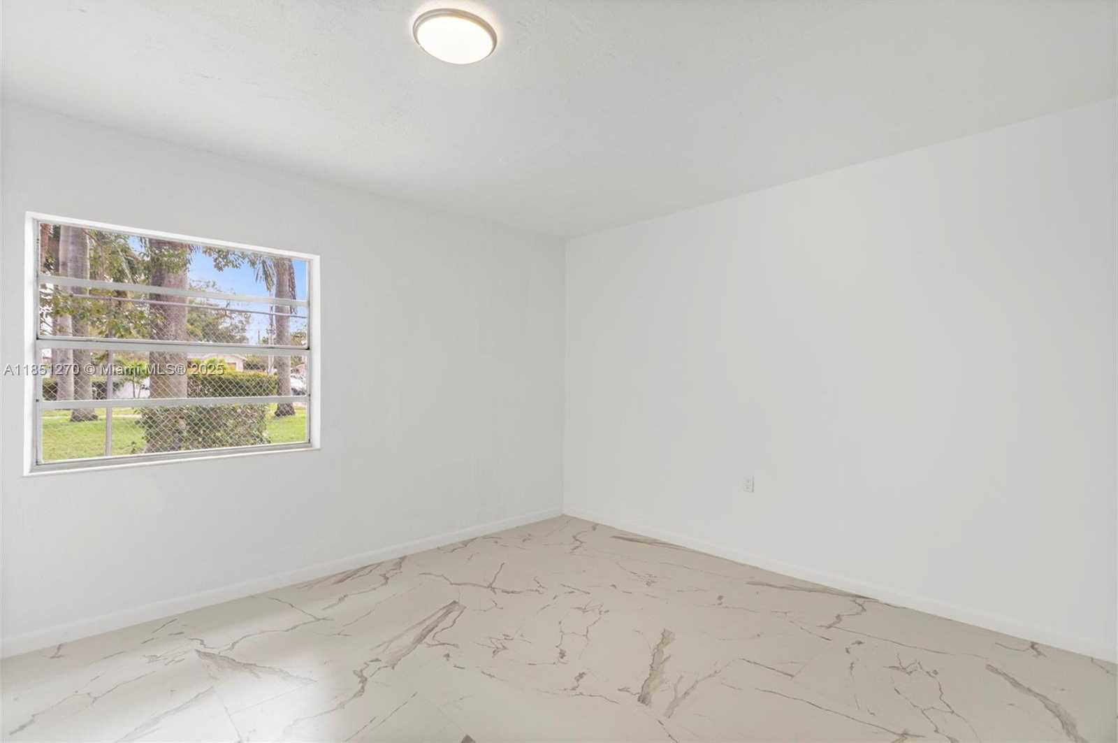 Small Image of 988 NORTH WEST 10TH ST, Hallandale Beach Number 41