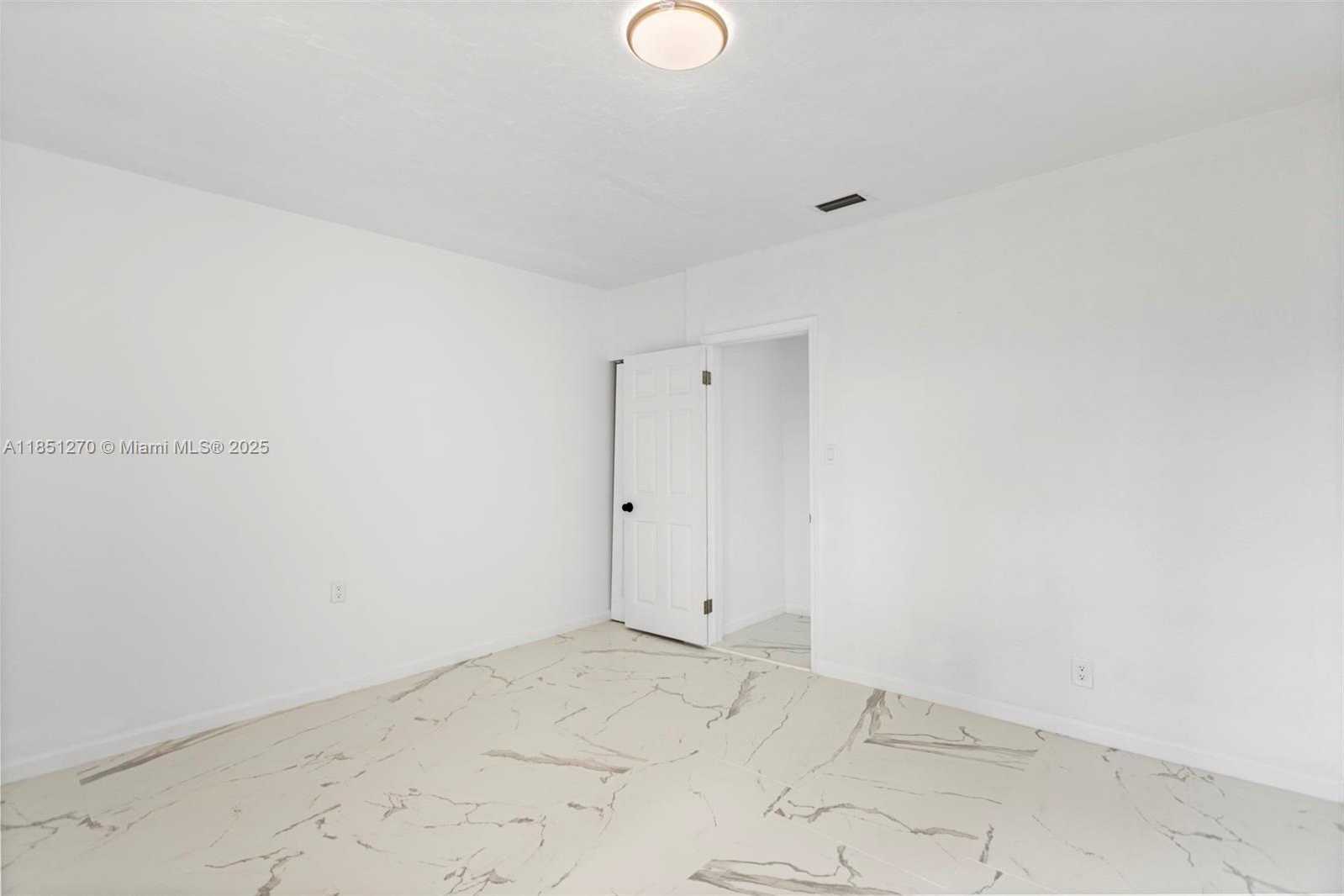 Small Image of 988 NORTH WEST 10TH ST, Hallandale Beach Number 43