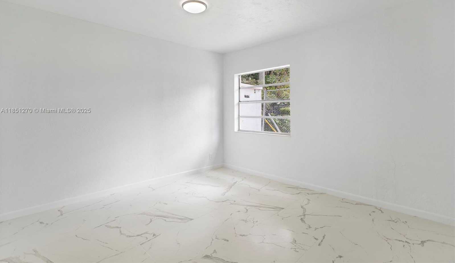 Small Image of 988 NORTH WEST 10TH ST, Hallandale Beach Number 44