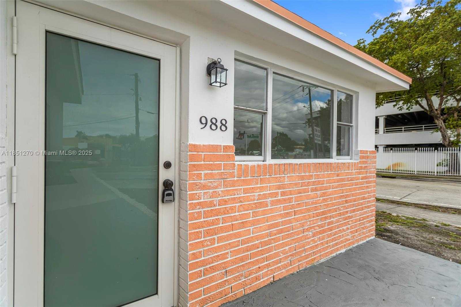 Small Image of 988 NORTH WEST 10TH ST, Hallandale Beach Number 6
