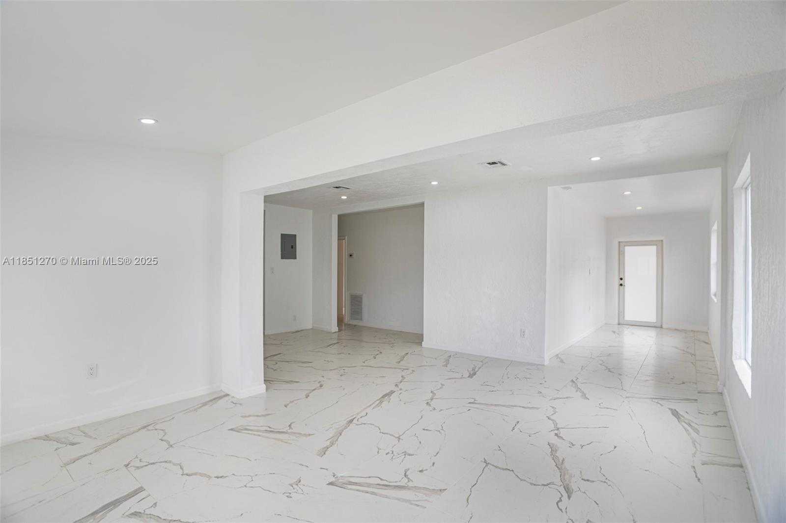 Small Image of 988 NORTH WEST 10TH ST, Hallandale Beach Number 8