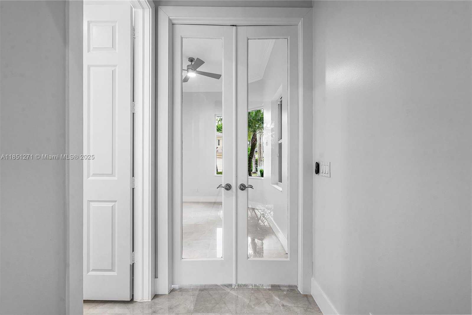 Small Image of 11098 CANARY ISLAND CT, Plantation Number 28