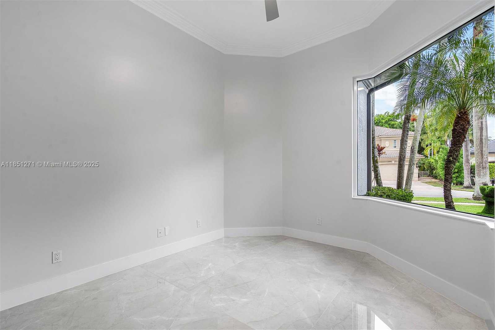 Small Image of 11098 CANARY ISLAND CT, Plantation Number 29