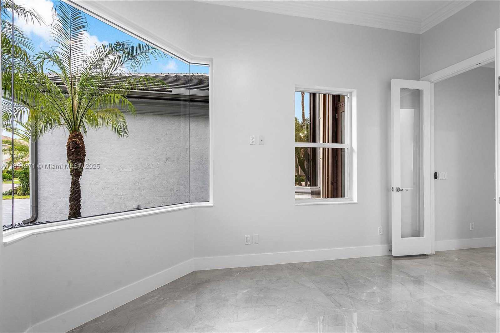 Small Image of 11098 CANARY ISLAND CT, Plantation Number 30