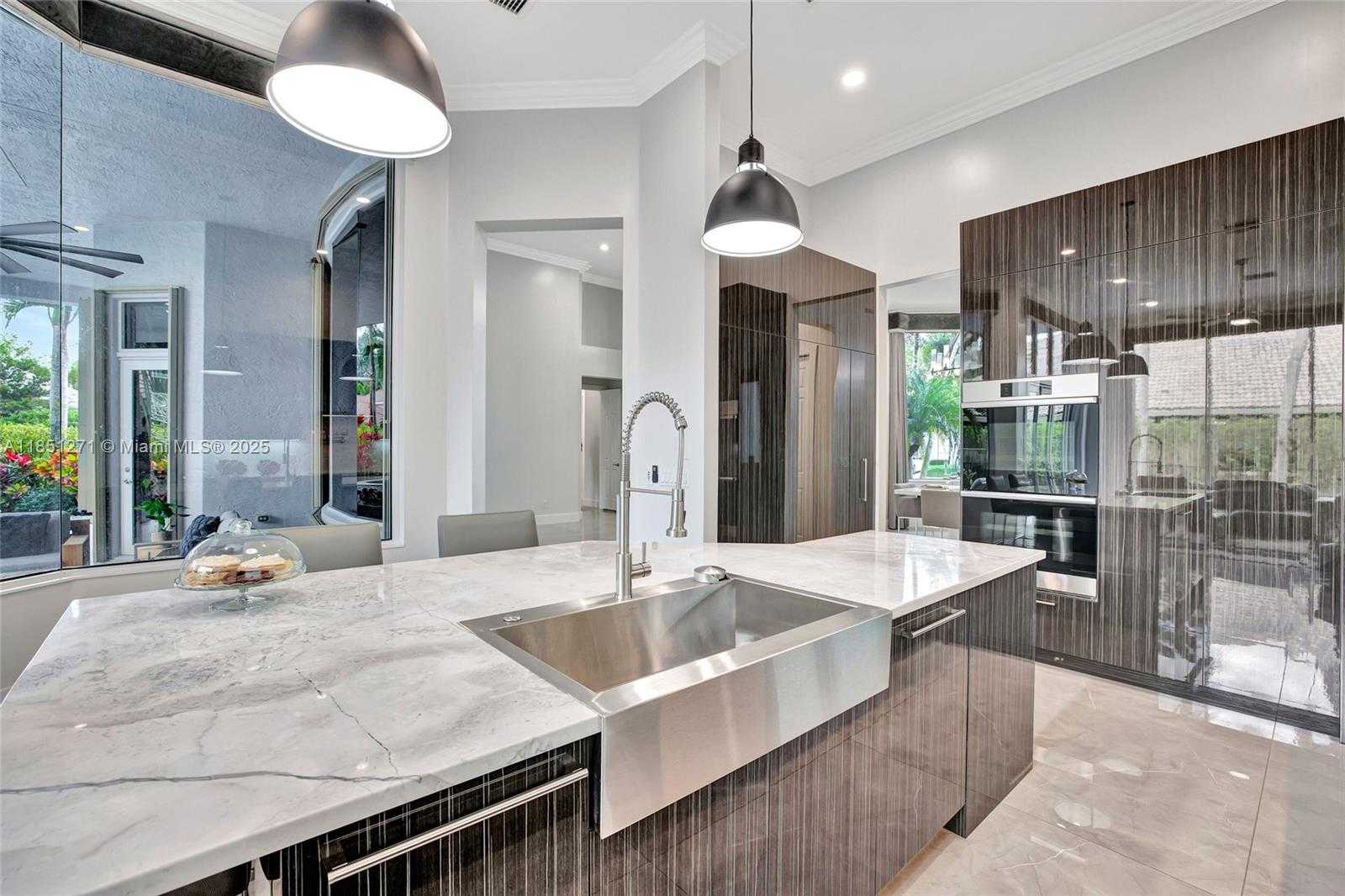 Small Image of 11098 CANARY ISLAND CT, Plantation Number 4