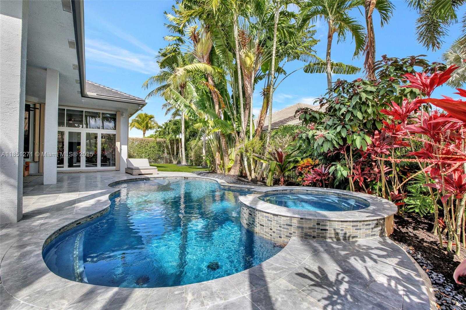 Small Image of 11098 CANARY ISLAND CT, Plantation Number 43