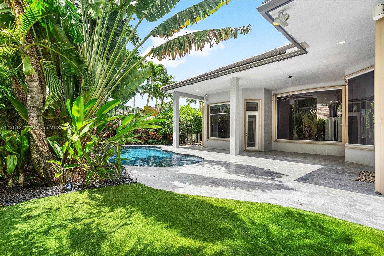 Small Image of 11098 CANARY ISLAND CT, Plantation Number 51