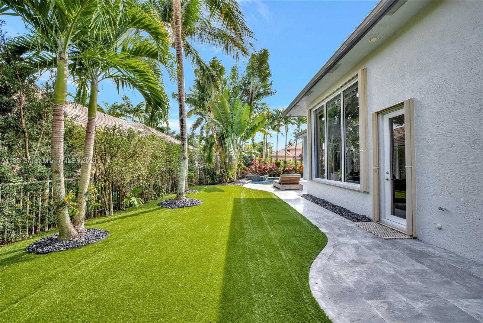 Small Image of 11098 CANARY ISLAND CT, Plantation Number 60