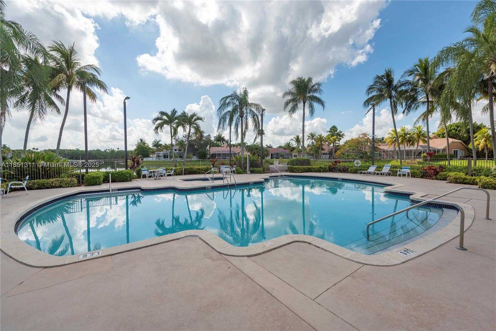 Small Image of 1075 SAN LUIS REY, Weston Number 13