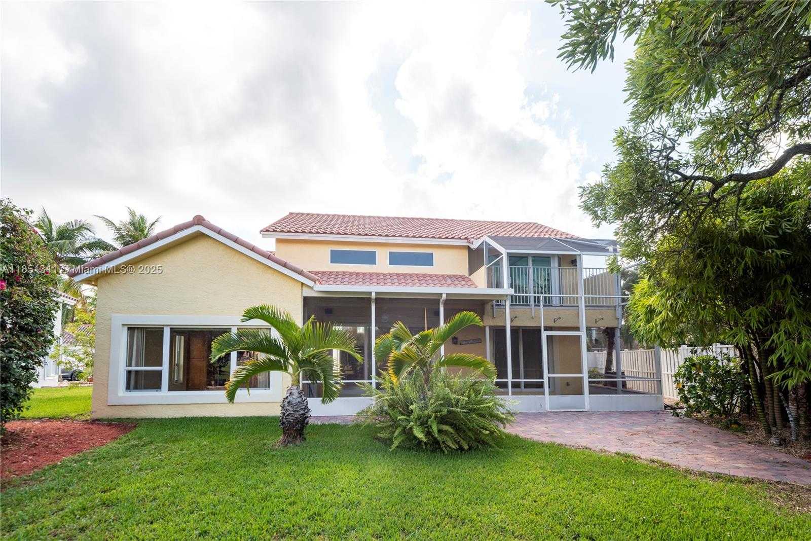 Small Image of 1075 SAN LUIS REY, Weston Number 2