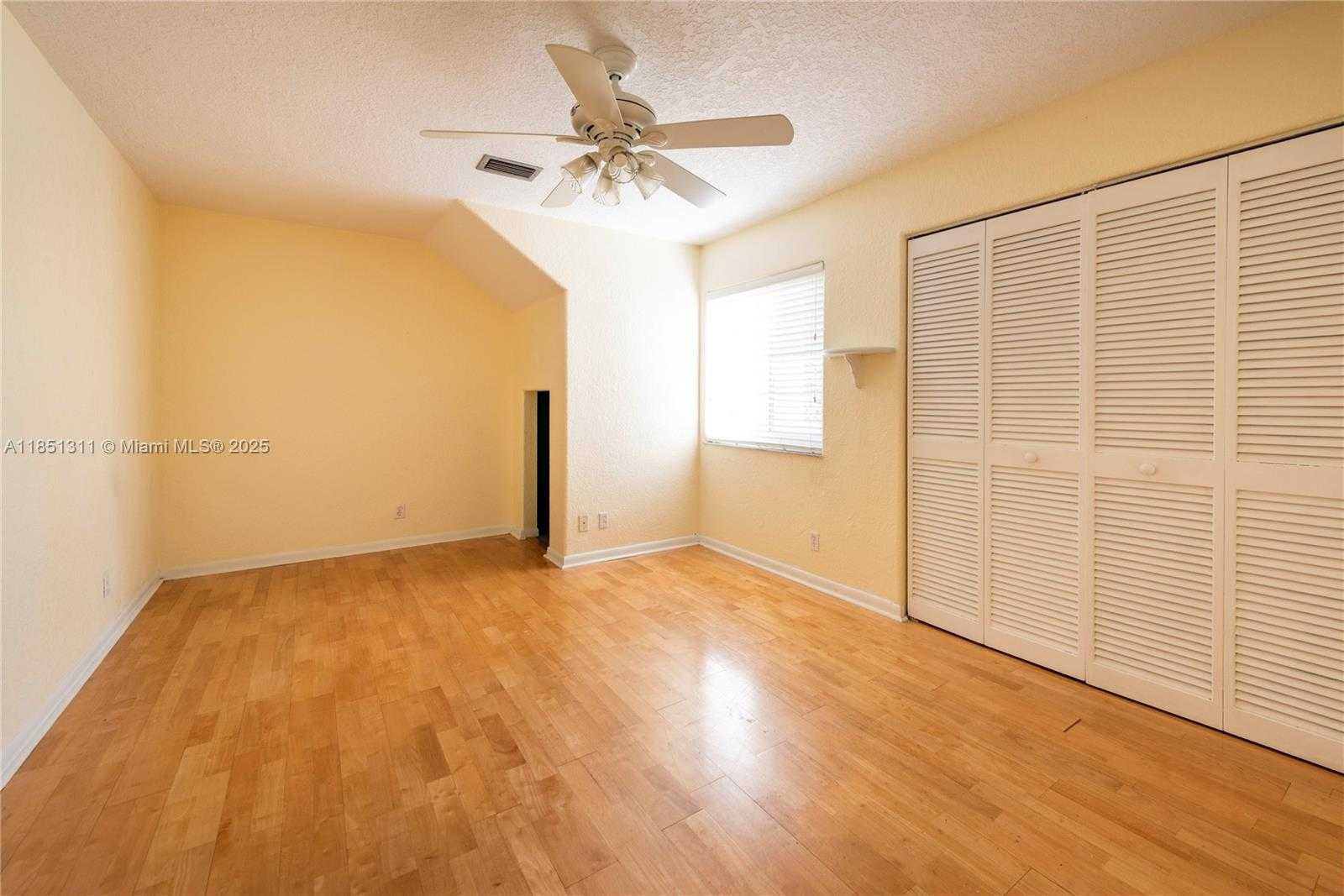 Small Image of 1075 SAN LUIS REY, Weston Number 26