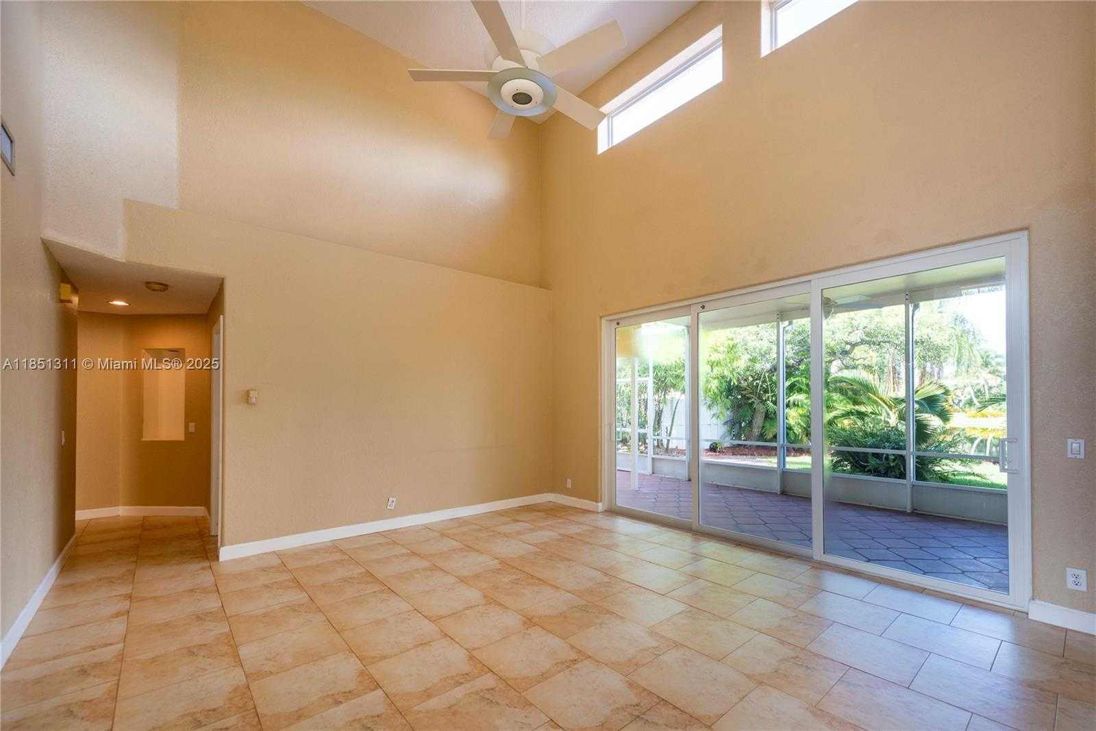 Small Image of 1075 SAN LUIS REY, Weston Number 30