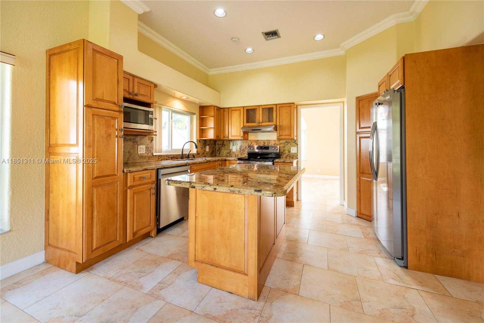 Small Image of 1075 SAN LUIS REY, Weston Number 6