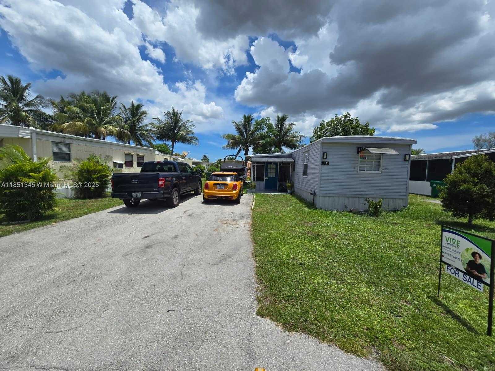 Small Image of 11201 SW AVE 55TH LOT 1 BOX 35, Miramar Number 23
