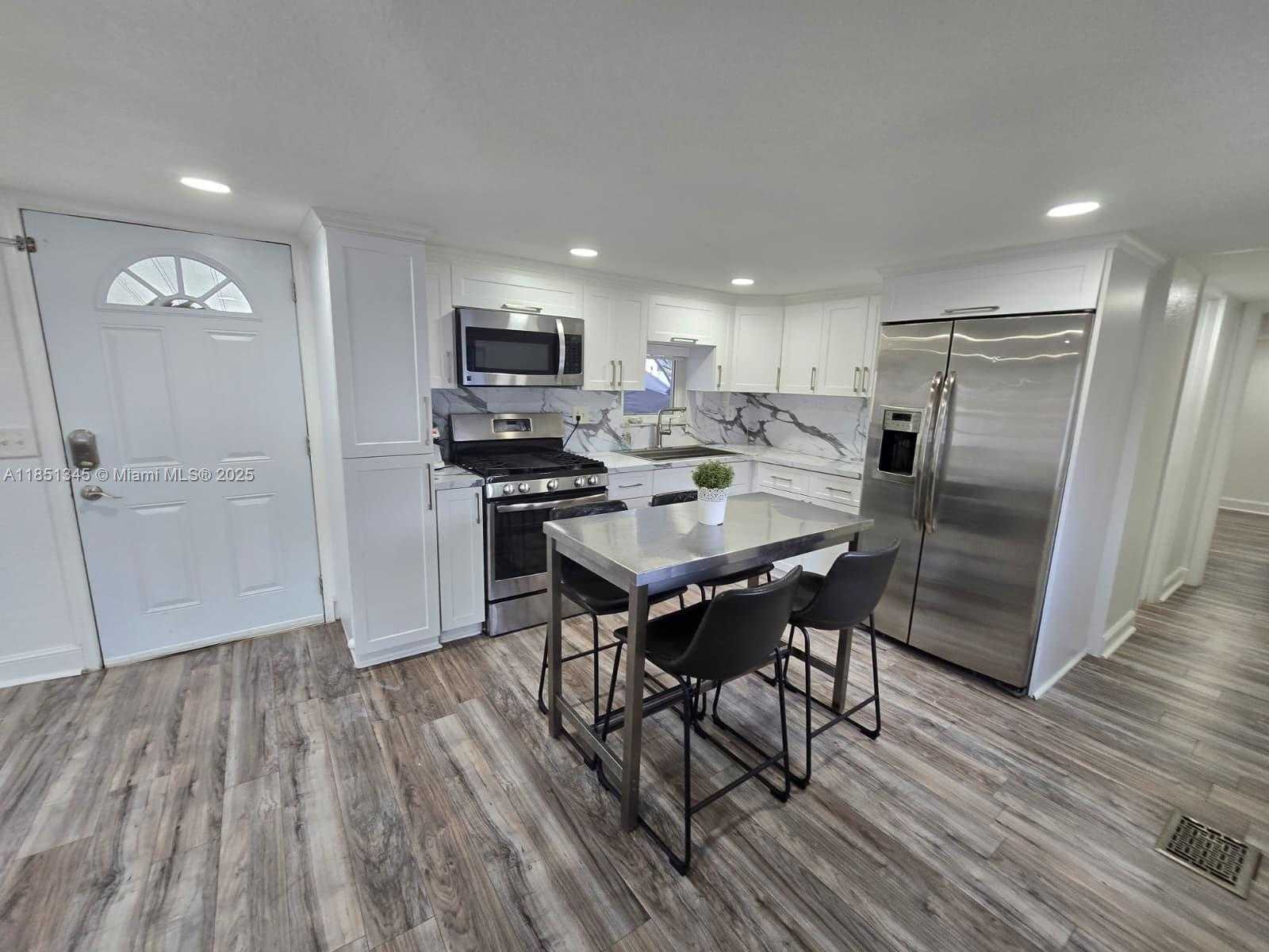 Small Image of 11201 SW AVE 55TH LOT 1 BOX 35, Miramar Number 7