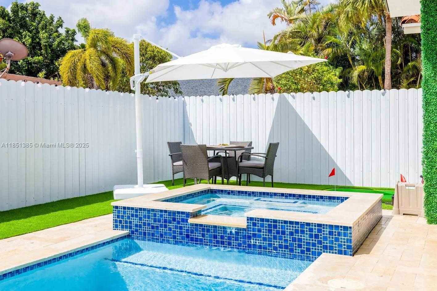 Small Image of 14354 SOUTH WEST 113TH TER, Miami Number 7