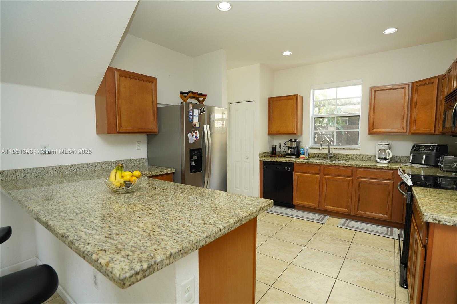 Small Image of 11587 SOUTH WEST 246TH TER, Homestead Number 5