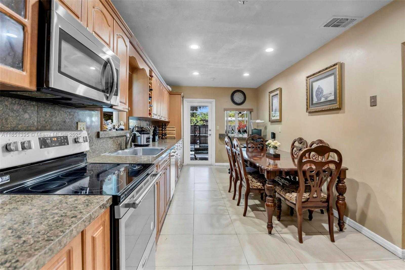 Small Image of 8711 SOUTH WEST 191ST ST, Cutler Bay Number 20