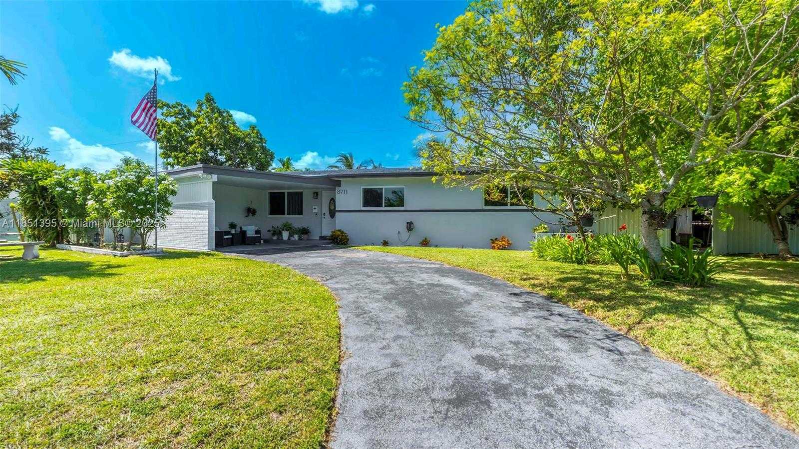 Small Image of 8711 SOUTH WEST 191ST ST, Cutler Bay Number 34