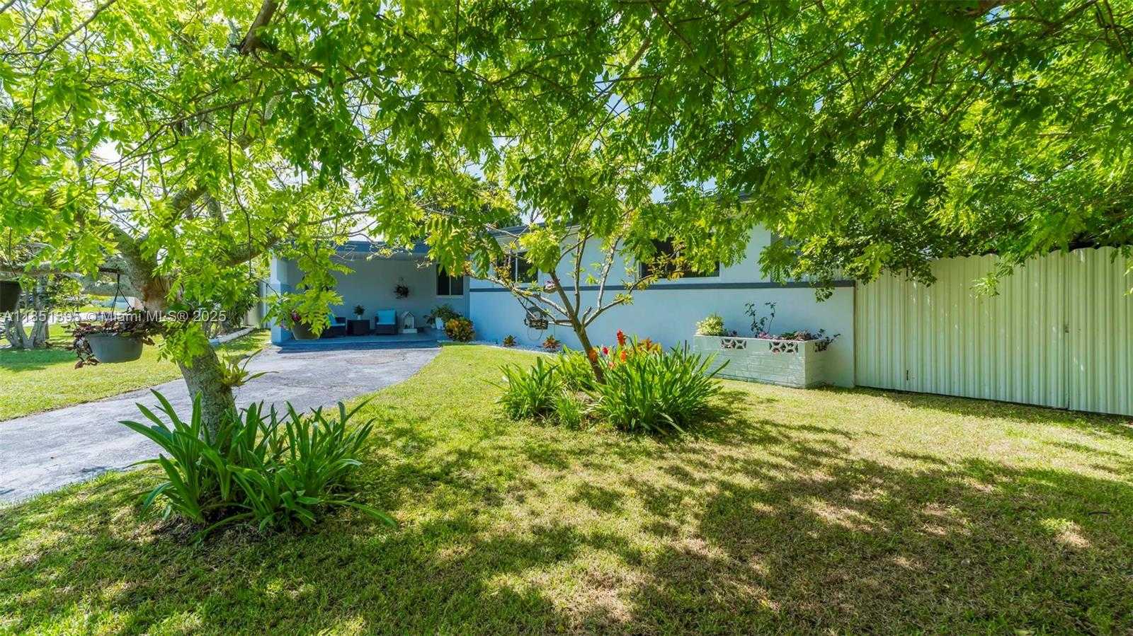 Small Image of 8711 SOUTH WEST 191ST ST, Cutler Bay Number 36