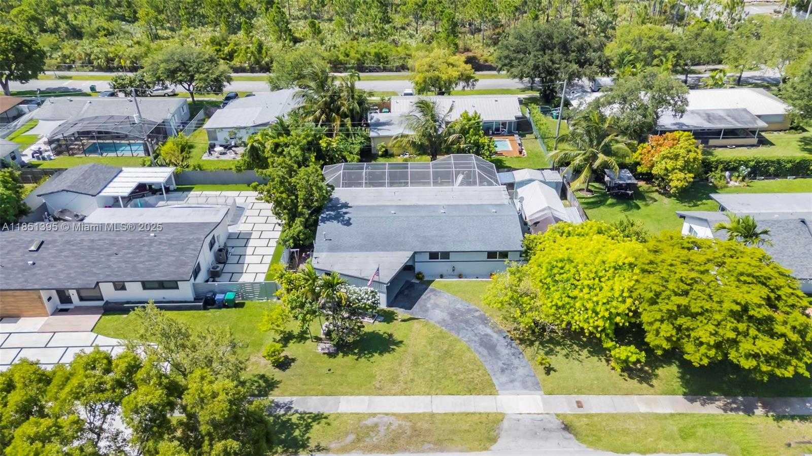 Small Image of 8711 SOUTH WEST 191ST ST, Cutler Bay Number 38