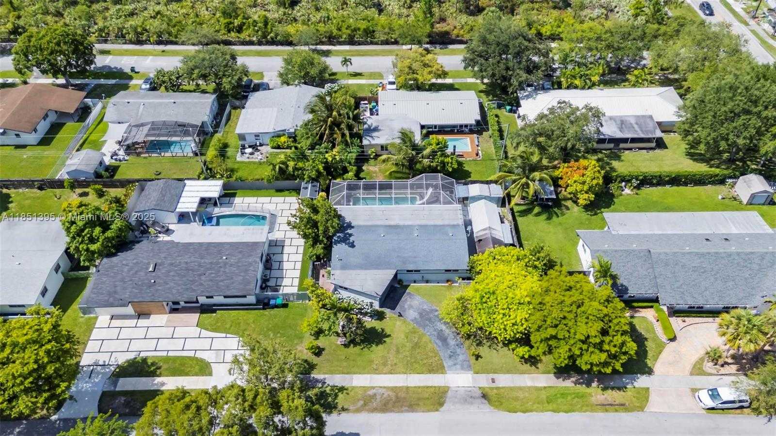 Small Image of 8711 SOUTH WEST 191ST ST, Cutler Bay Number 39