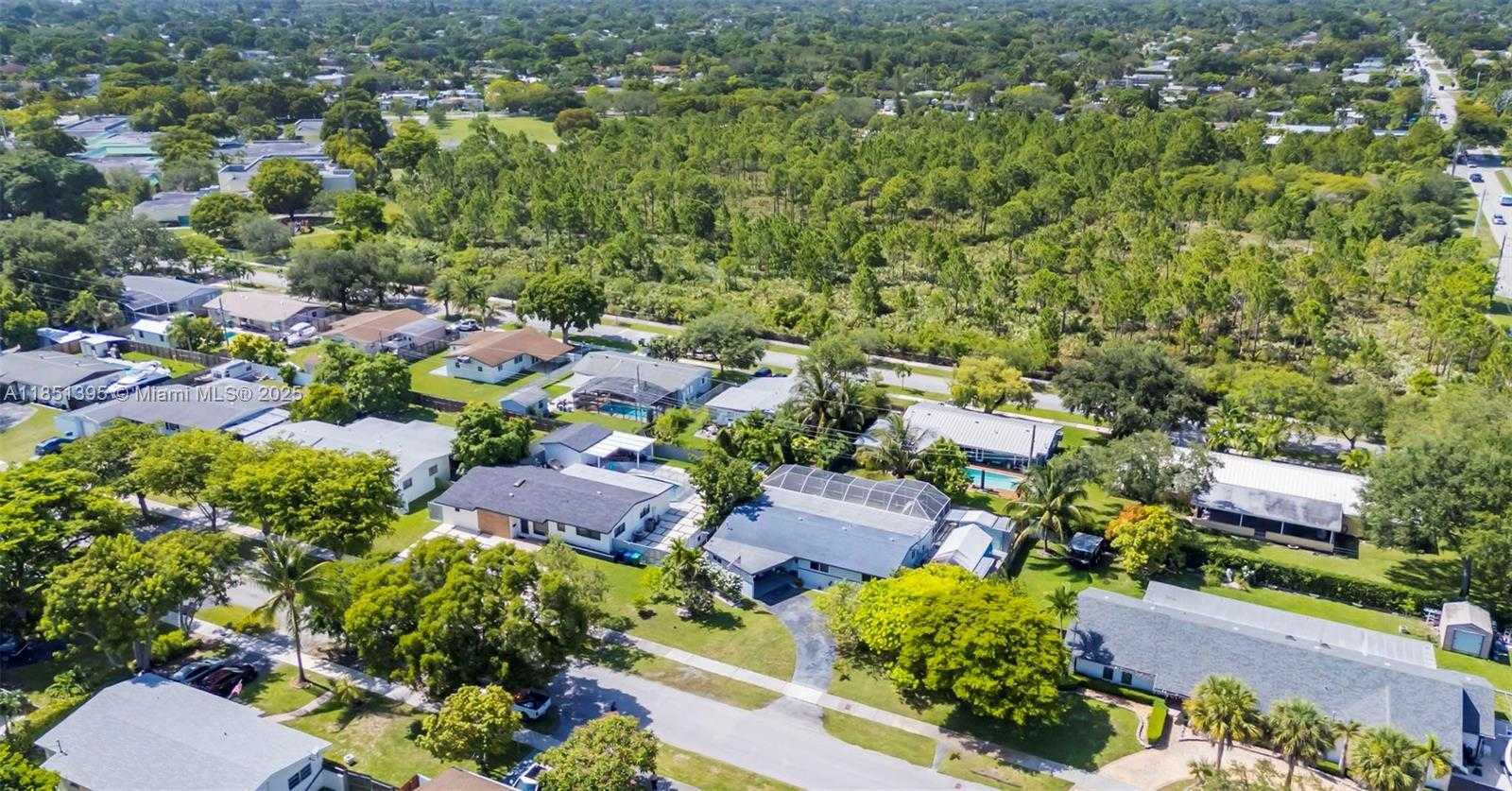 Small Image of 8711 SOUTH WEST 191ST ST, Cutler Bay Number 41