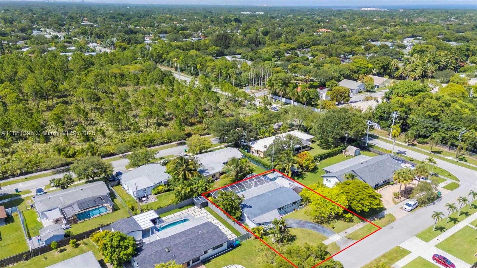 Small Image of 8711 SOUTH WEST 191ST ST, Cutler Bay Number 42
