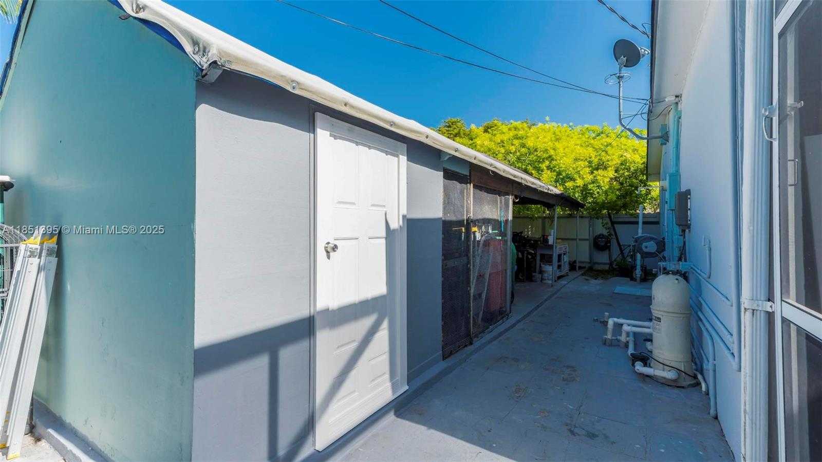 Small Image of 8711 SOUTH WEST 191ST ST, Cutler Bay Number 52