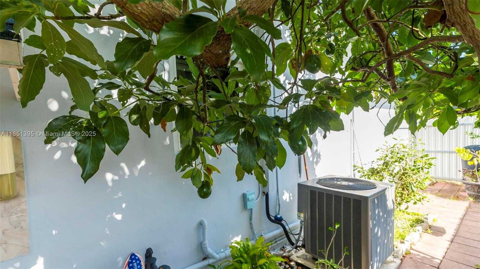 Small Image of 8711 SOUTH WEST 191ST ST, Cutler Bay Number 54