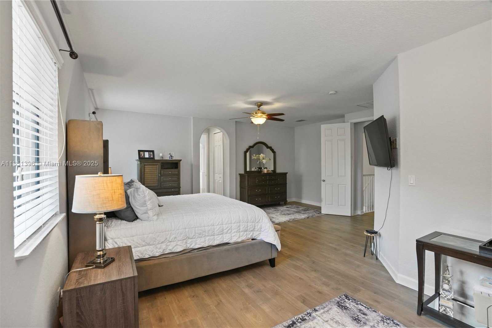 Small Image of 7714 SOUTH WEST 193RD ST, Cutler Bay Number 30